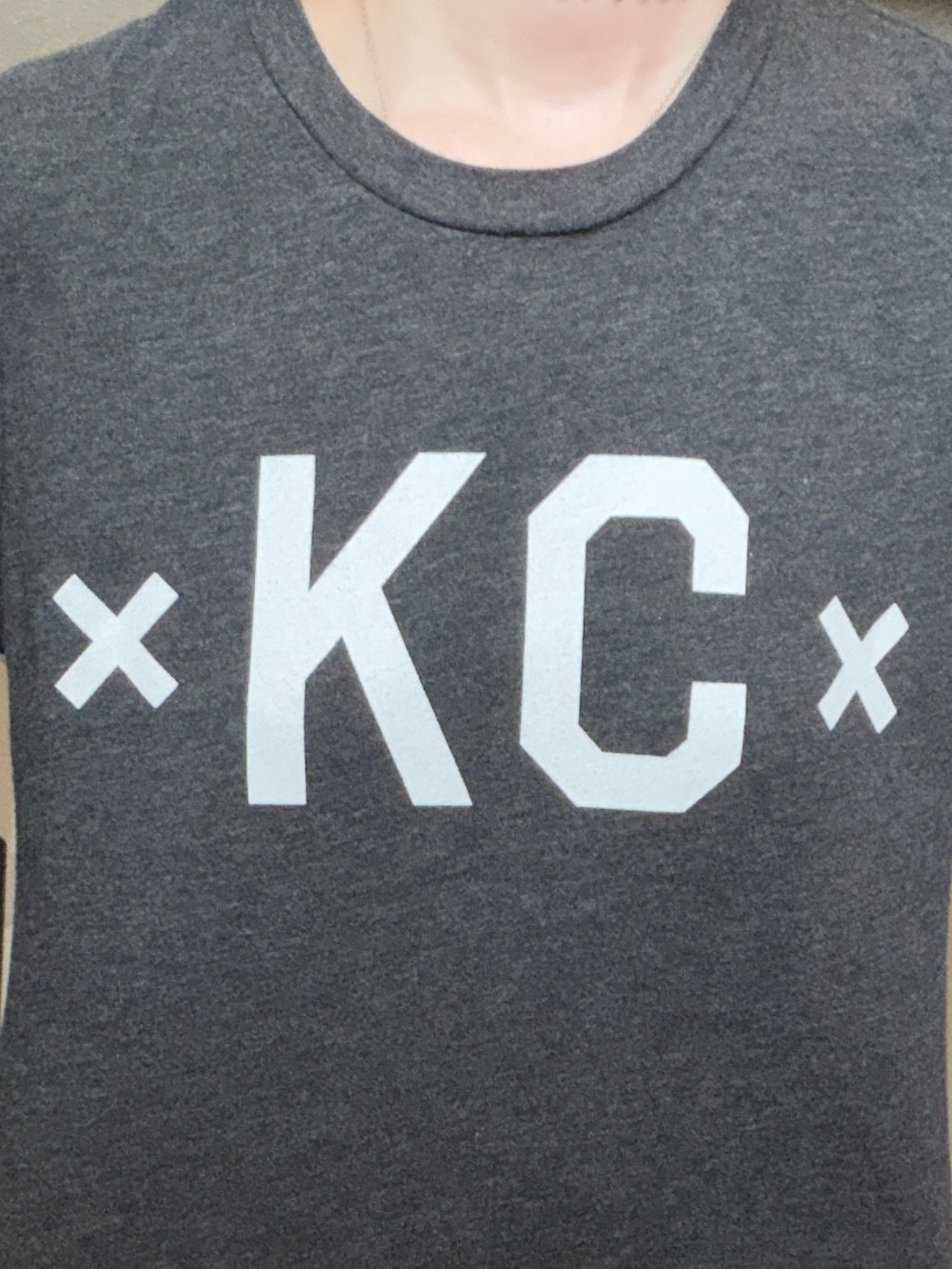 🎥 KC Tee - Picture 3 of 3
